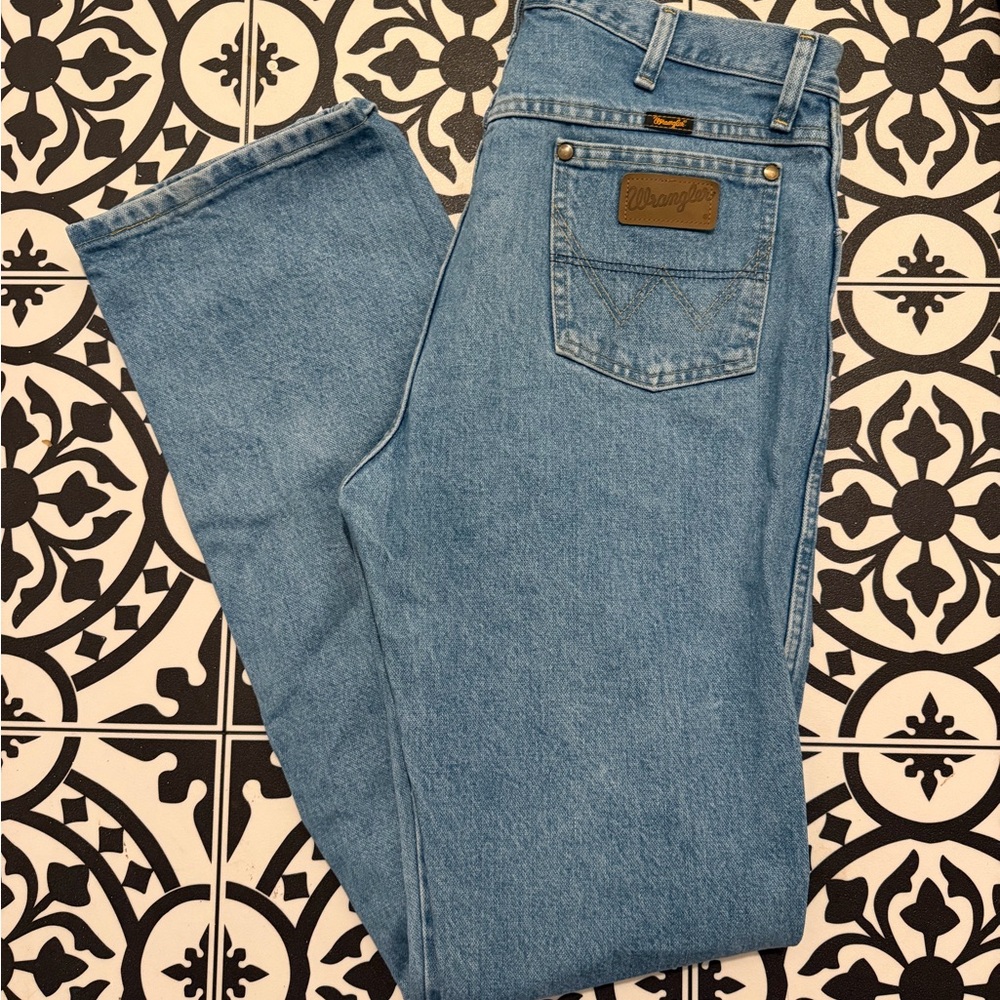 Wrangler Men's Light Blue Straight Jeans